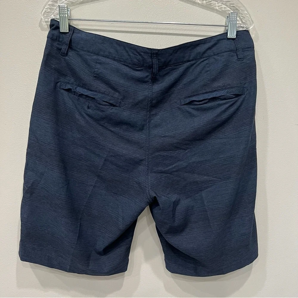 Travis Mathew Golf Shorts Men’s Size 32